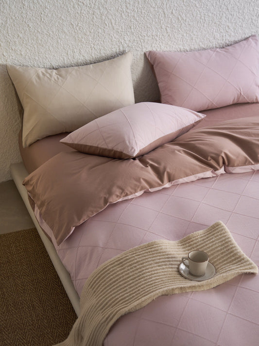 Blush Haven Cotton Jacquard Duvet Cover original reference image 2