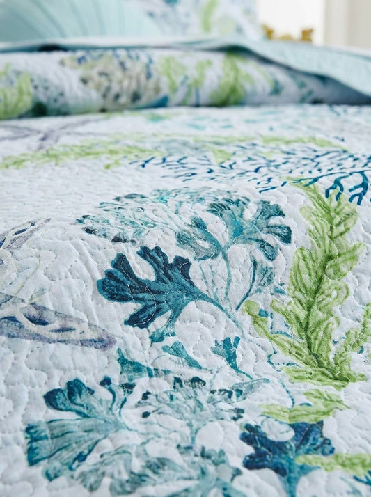 Coastal Starfish & Coral Quilt detail image