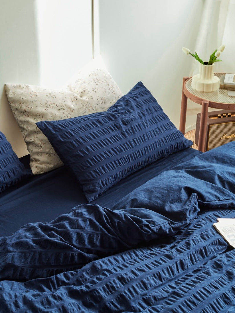 Midnight Tide Cotton Seersucker Comforter original reference image 8
