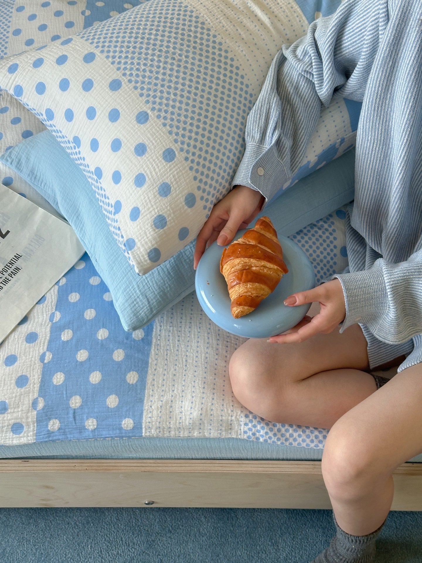 Sky Polka Dot Cotton Muslin Comforter original reference image 6