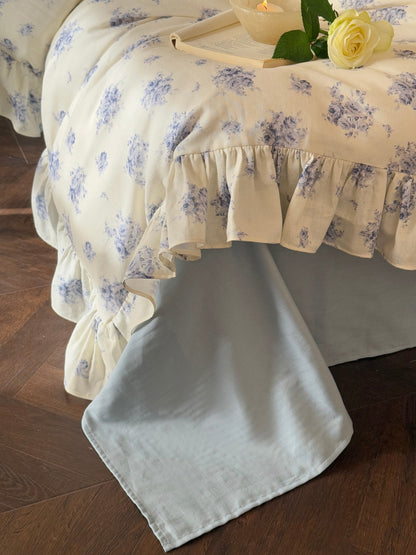 Blue Rose Cottage Ruffle Cotton Muslin Comforter original reference image 9