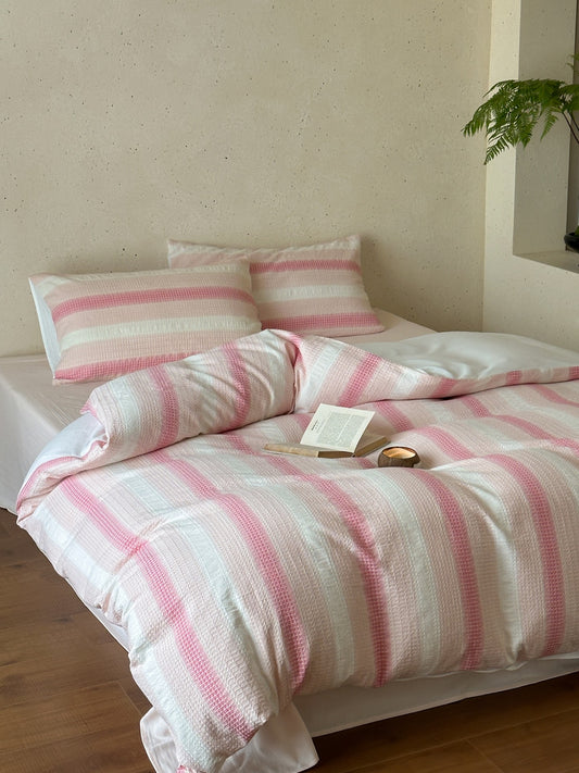 Blush Breeze Jacquard Cotton Comforter original reference image 2