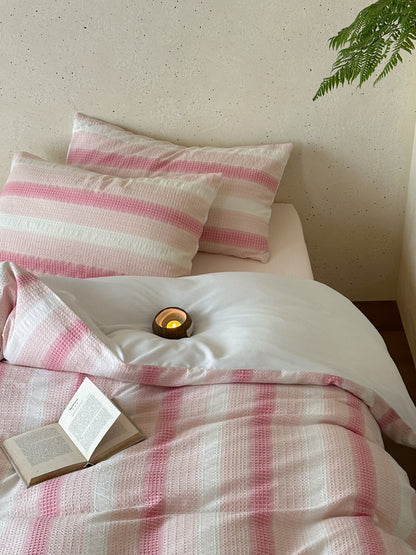 Blush Breeze Jacquard Cotton Comforter original reference image 4