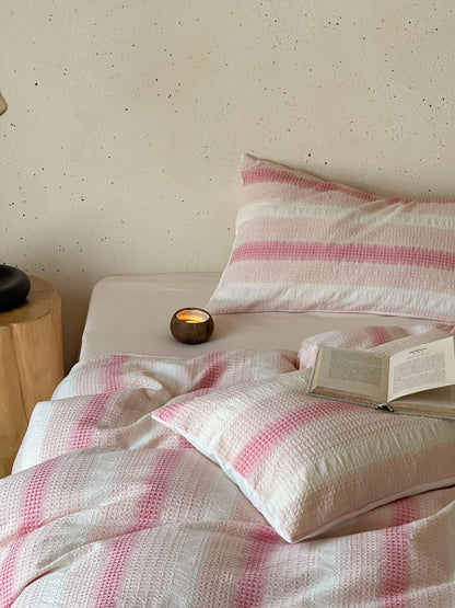 Blush Breeze Jacquard Cotton Comforter original reference image 6