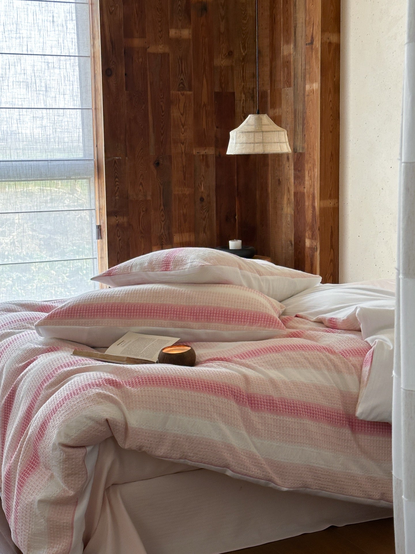 Blush Breeze Jacquard Cotton Comforter original reference image 7