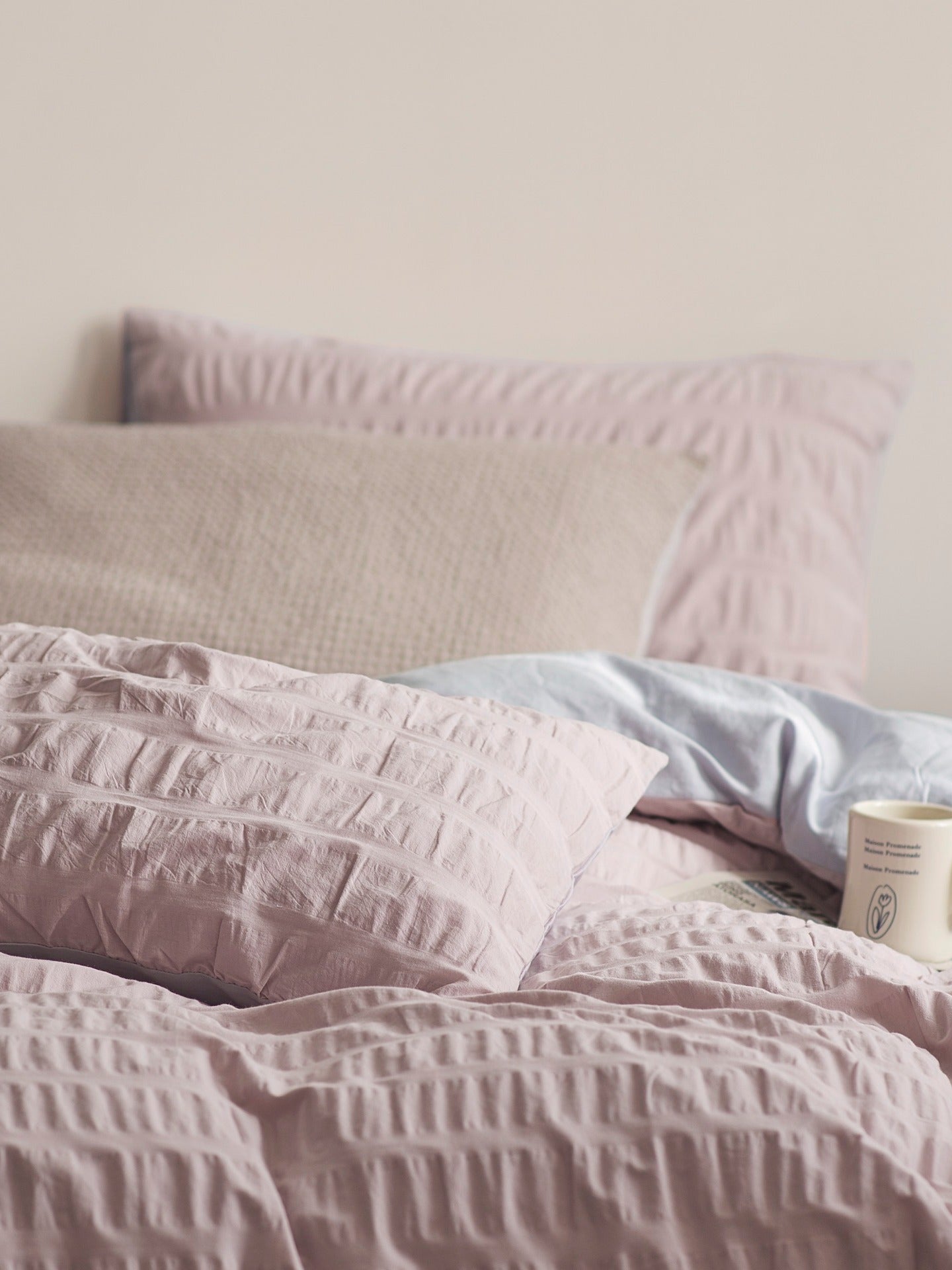 Blush Cloud Cotton Seersucker Comforter original reference image 9