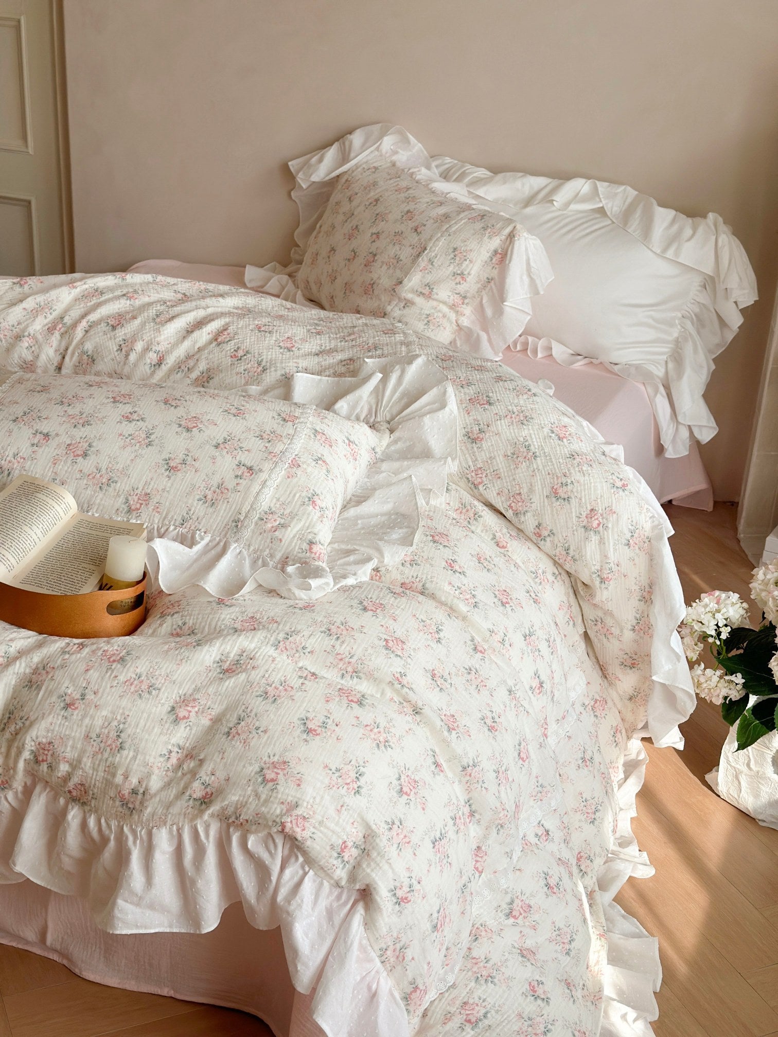 Blush Rose Garden Ruffle Cotton Muslin Comforter original reference image 3
