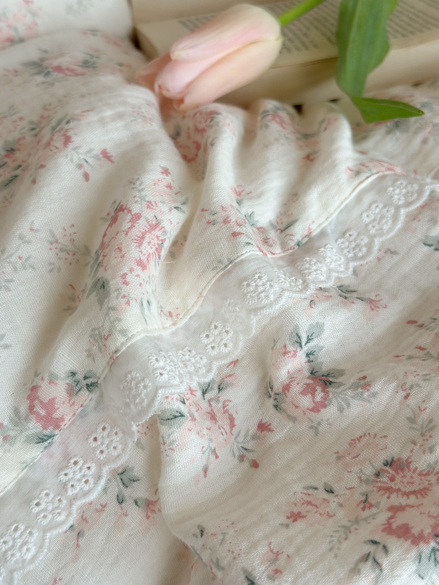 Blush Rose Garden Ruffle Cotton Muslin Comforter original reference image 10