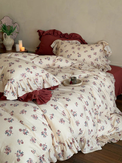 Burgundy Rose Bouquet Ruffle Cotton Muslin Comforter original reference image 7
