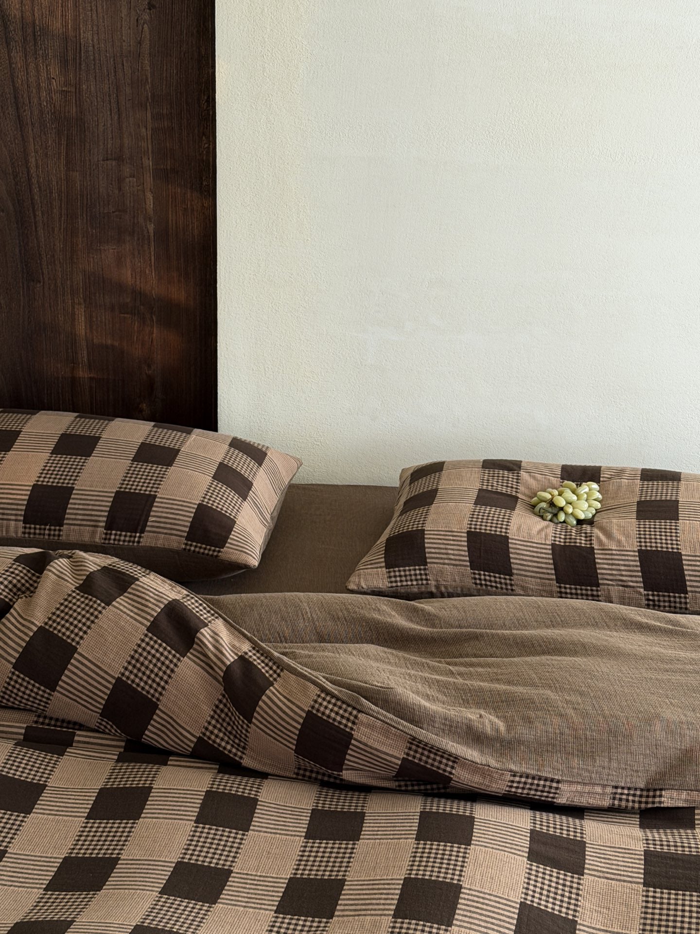 Chestnut Gingham Cotton Muslin Comforter original reference image 4