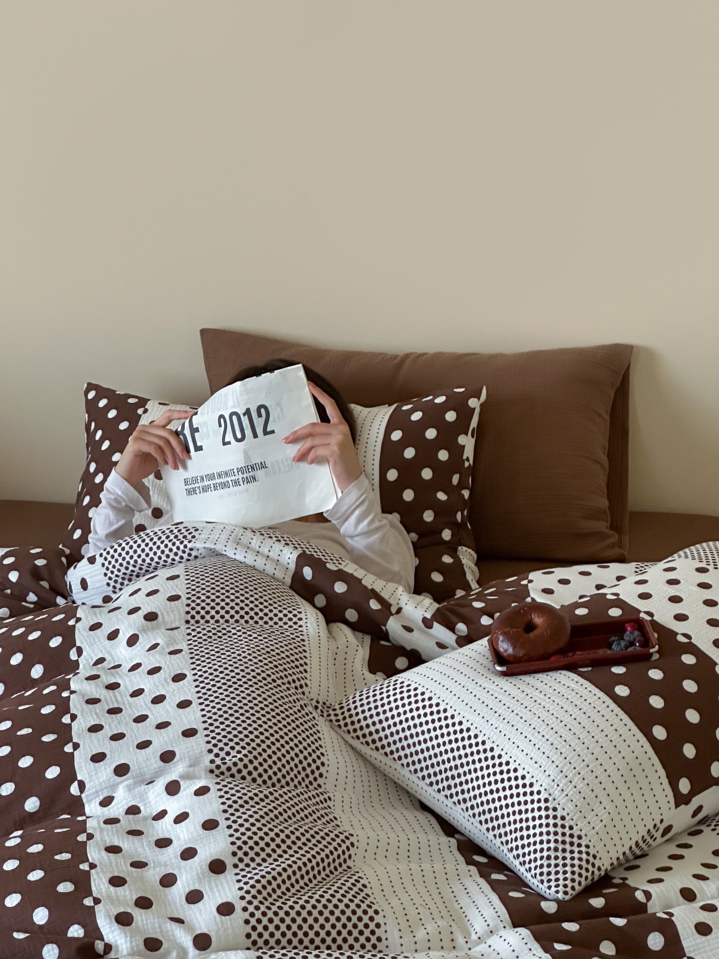 Cocoa Polka Dot Cotton Muslin Comforter original reference image 3