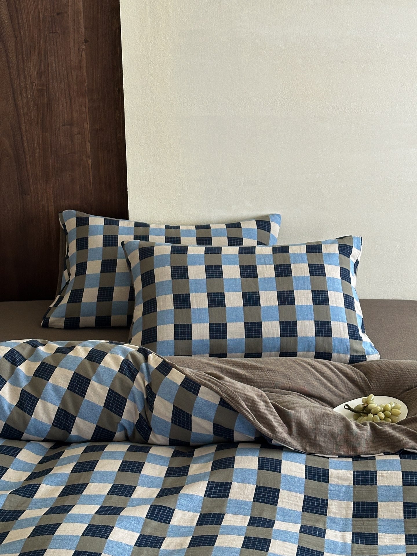 Harbor Gingham Cotton Muslin Comforter original reference image 6