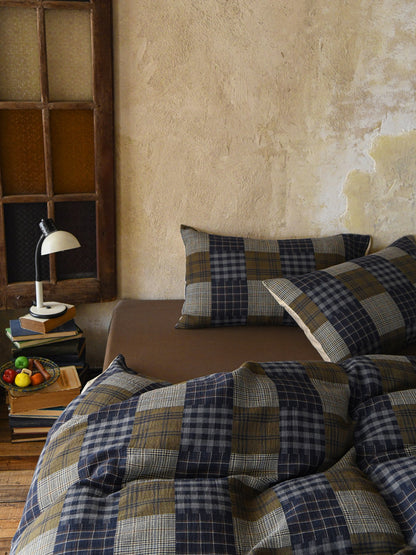 Heritage Patchwork Plaid Cotton Muslin Comforter original reference image 2