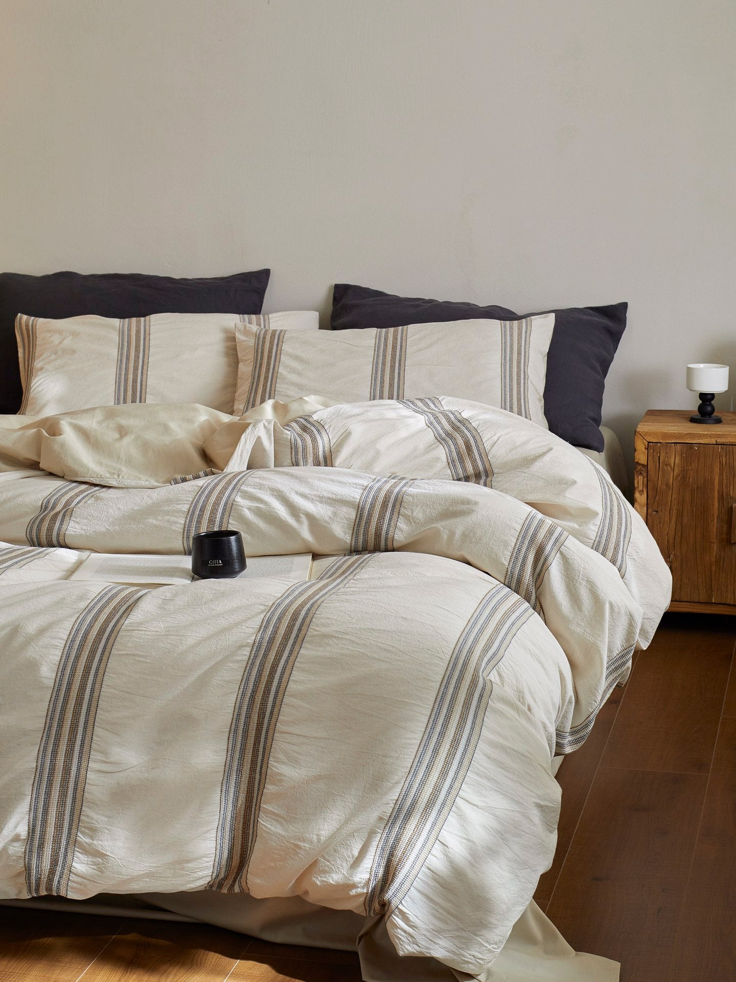 Heritage Stripe Cotton Jacquard Comforter - Natural original reference image 1