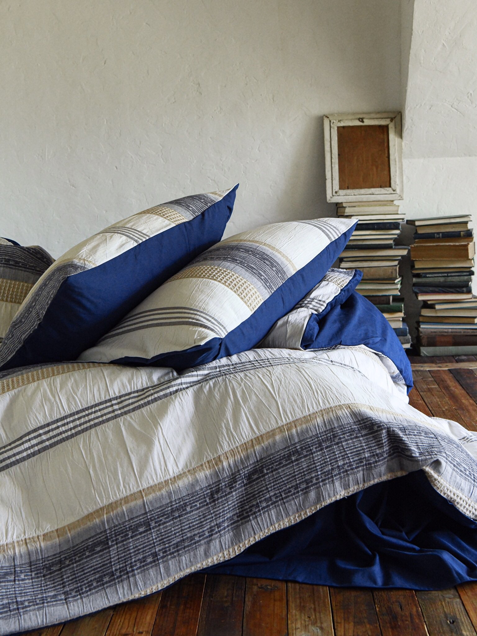 Indigo Heritage Stripe Jacquard Cotton Comforter original reference image 4