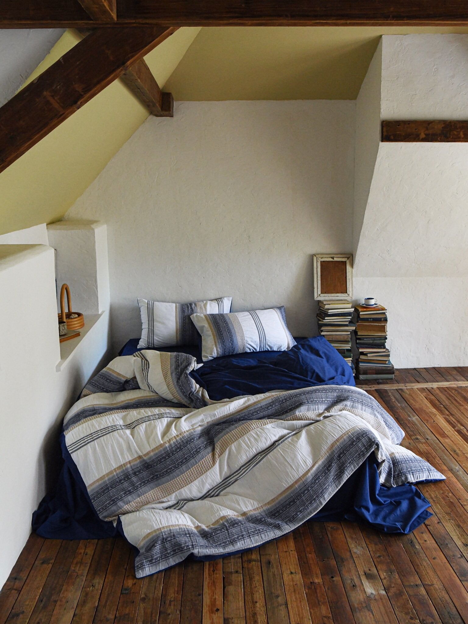 Indigo Heritage Stripe Jacquard Cotton Comforter original reference image 7
