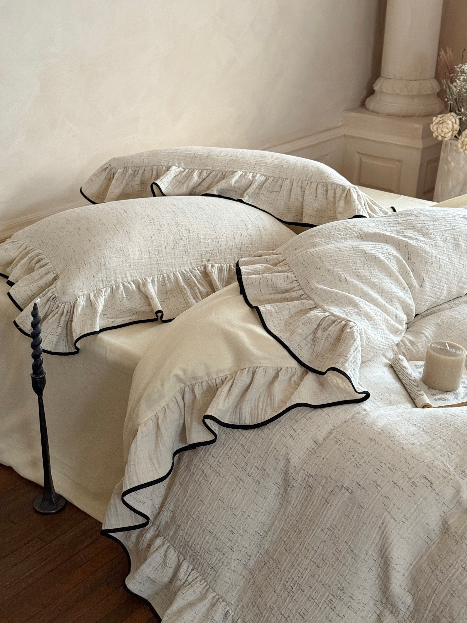 Ivory Black Piped Ruffle Cotton Muslin Comforter original reference image 3