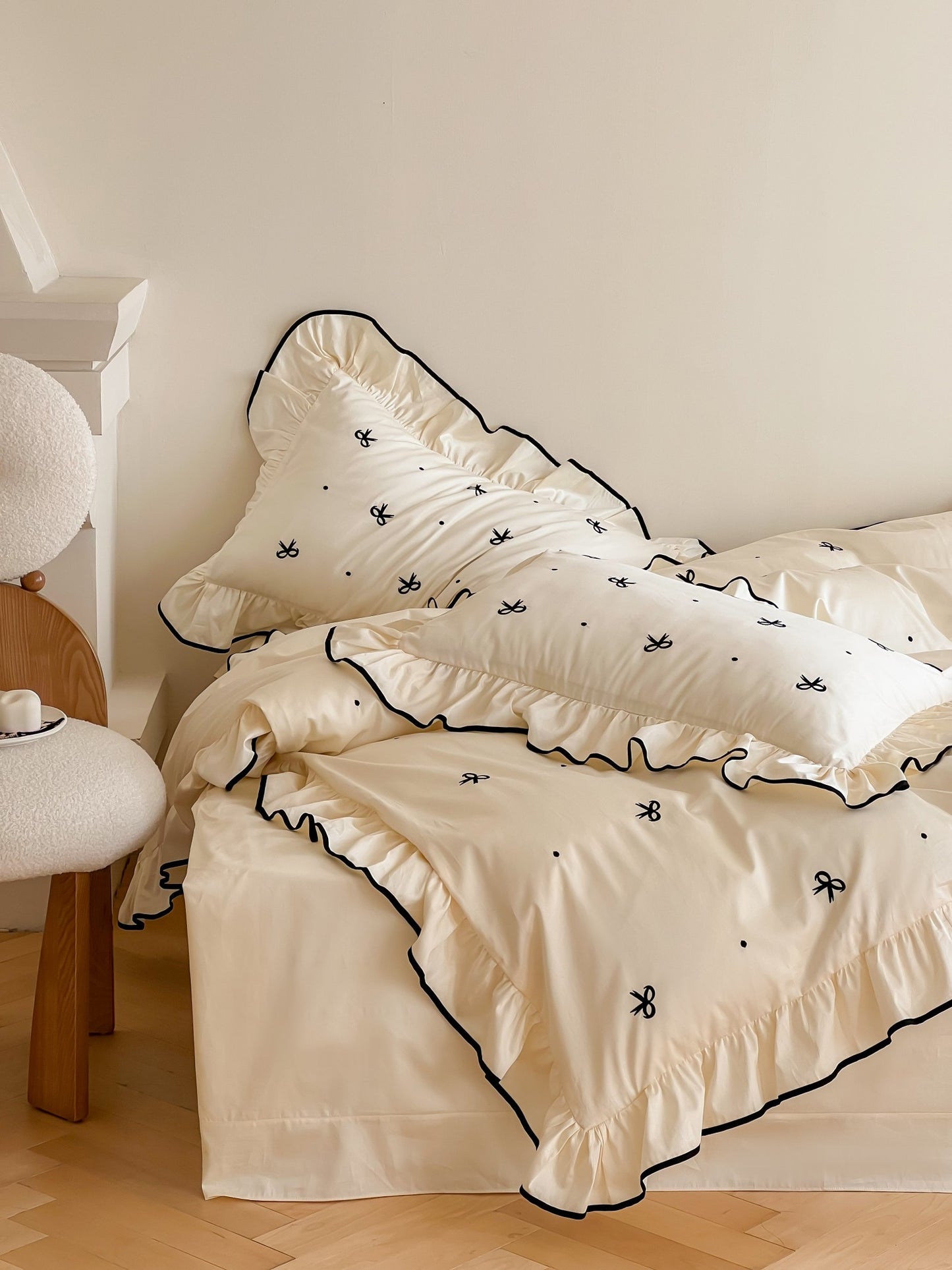Ivory Bow Embroidery Ruffle Cotton Sateen Comforter original reference image 7