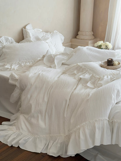 Ivory Textured Stripe Ruffle Cotton Muslin Comforter original reference image 4