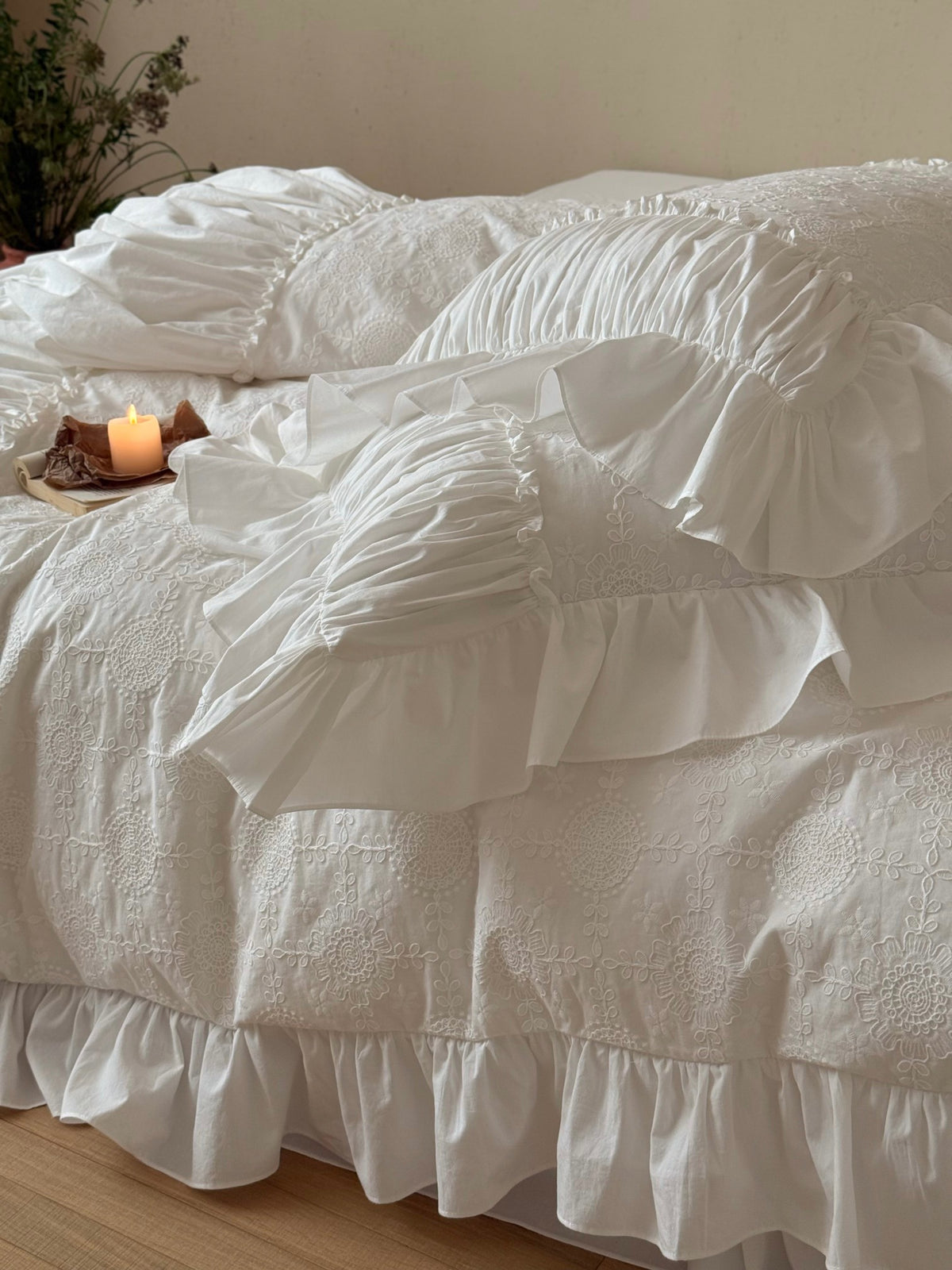 Ivory White Embroidered Ruffle Comforter Set original reference image 5