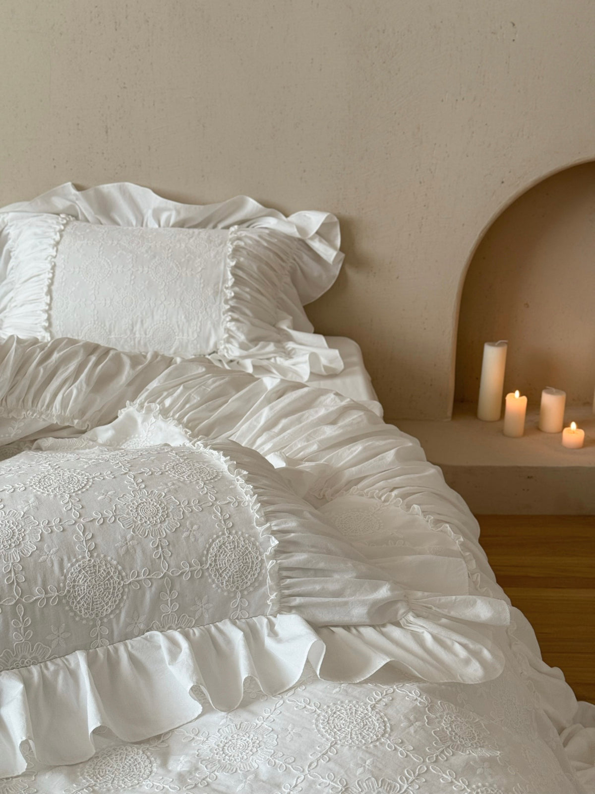 Ivory White Embroidered Ruffle Comforter Set original reference image 8