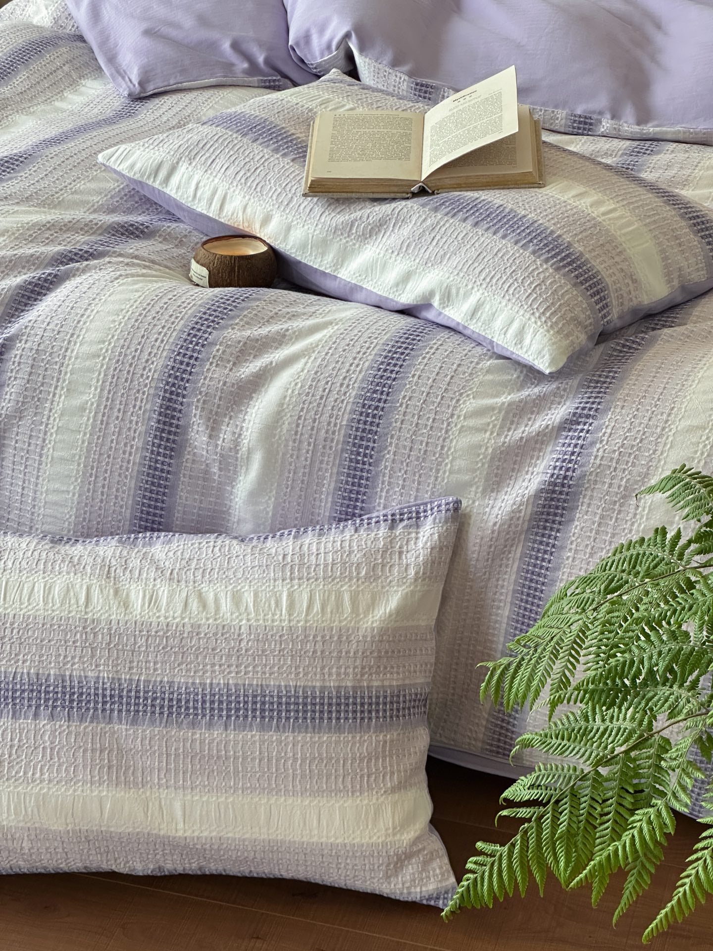 Lavender Mist Jacquard Cotton Comforter original reference image 8