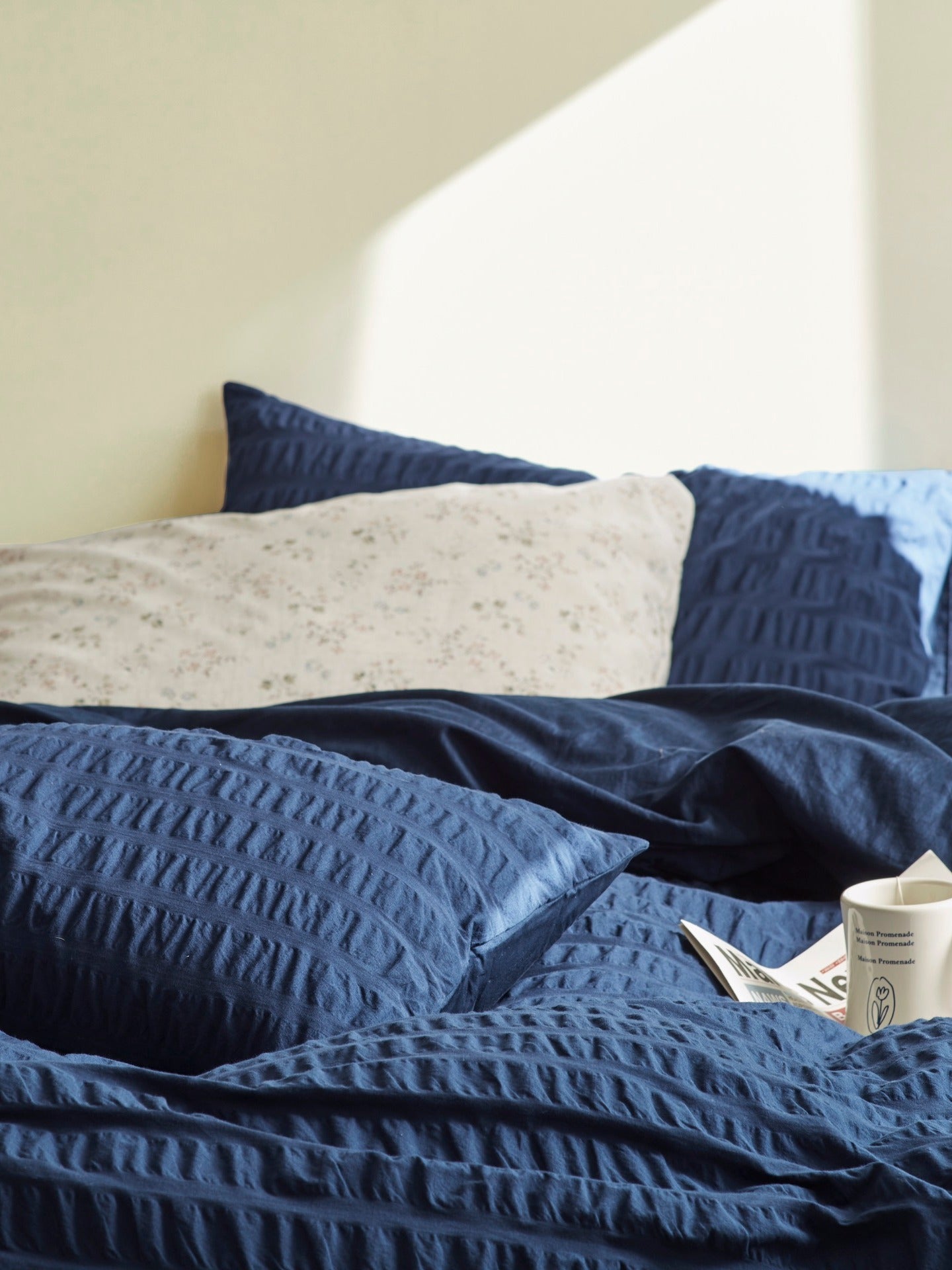 Midnight Tide Cotton Seersucker Comforter original reference image 4
