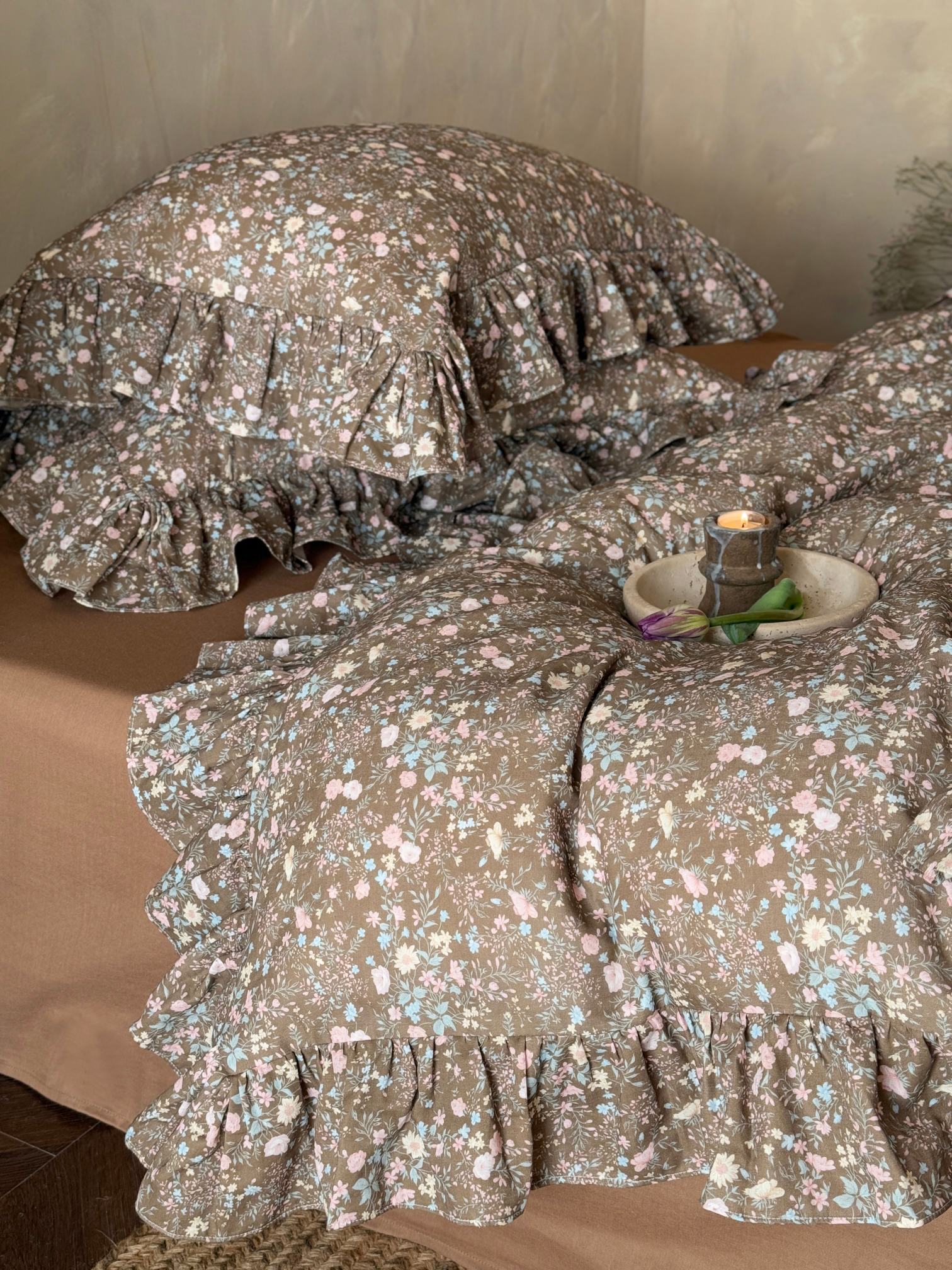 Mocha Meadow Floral Ruffle Cotton Double Gauze Comforter original reference image 7