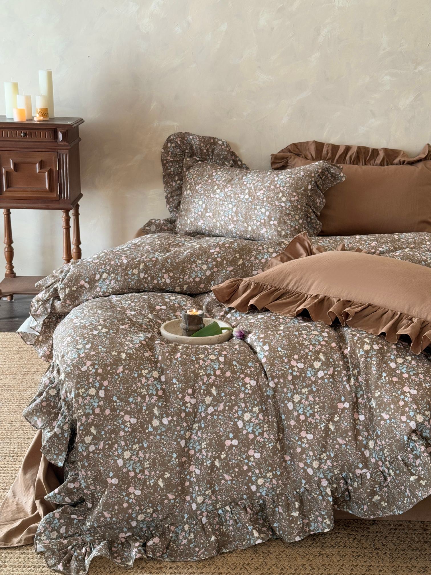 Mocha Meadow Floral Ruffle Cotton Double Gauze Comforter original reference image 10