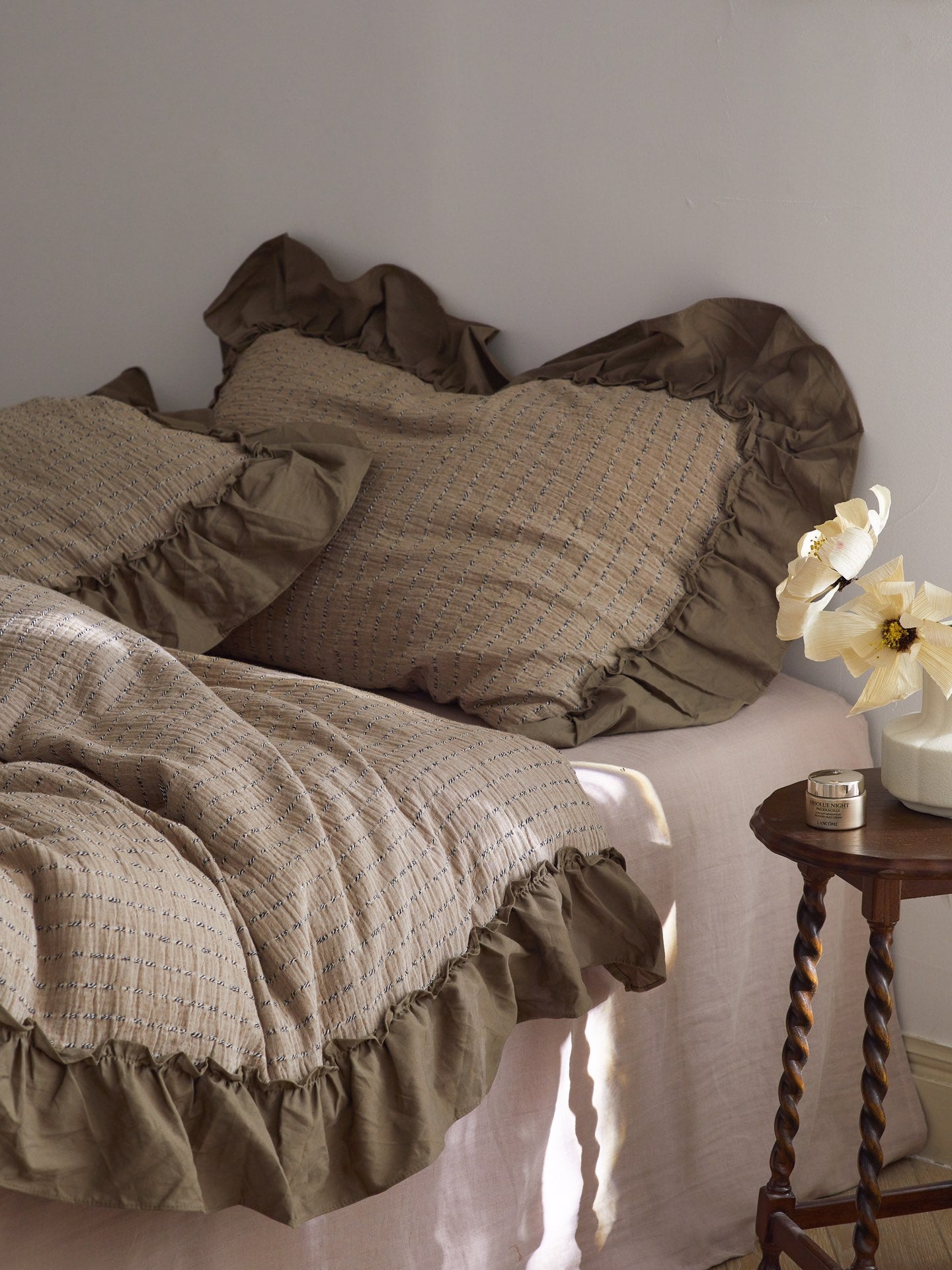 Mocha Ruffle Stripe Cotton Muslin Comforter original reference image 2