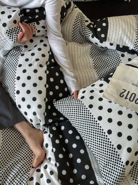 Mosaic Polka Dot Cotton Muslin Comforter original reference image 1