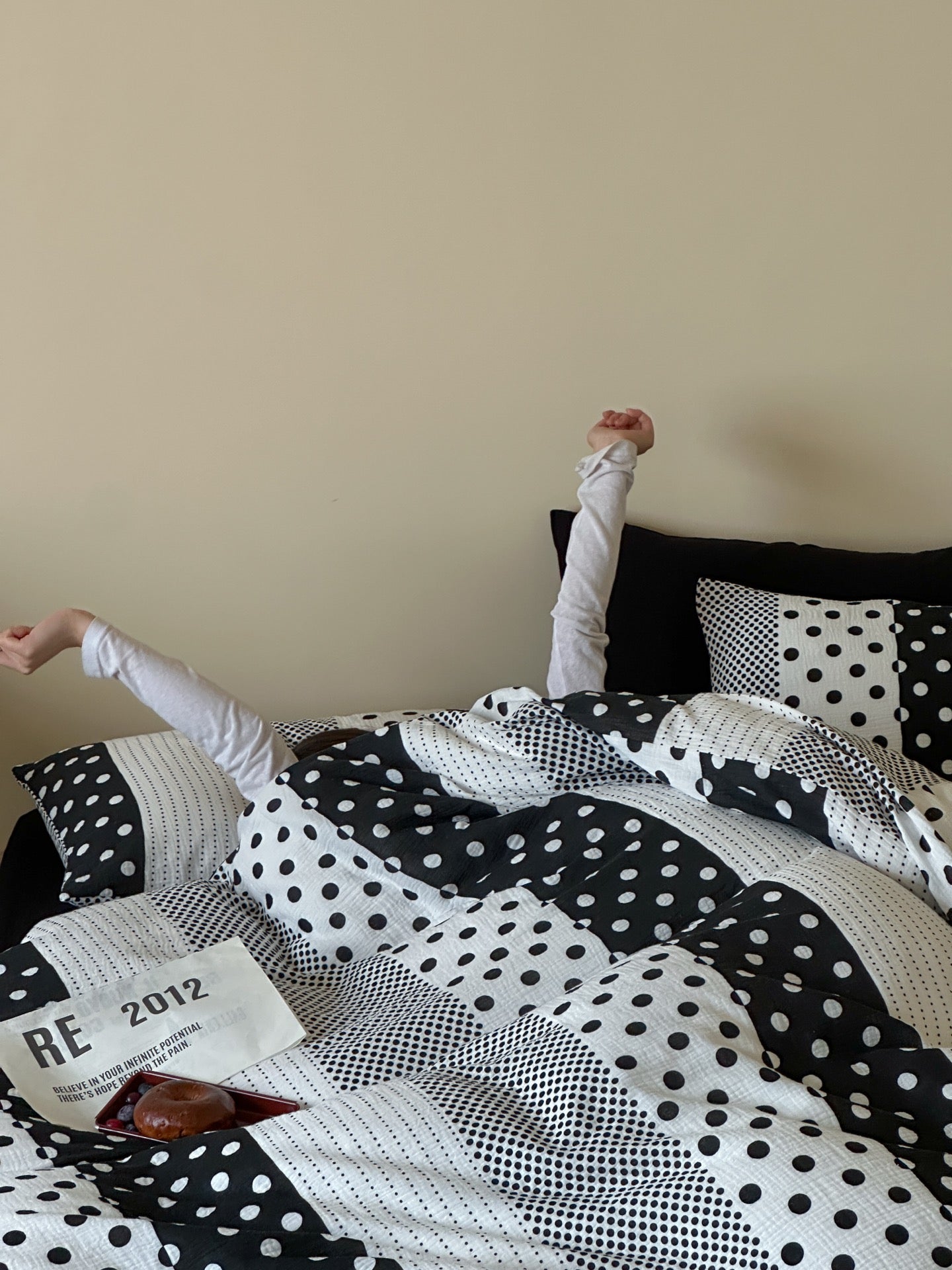 Mosaic Polka Dot Cotton Muslin Comforter original reference image 3