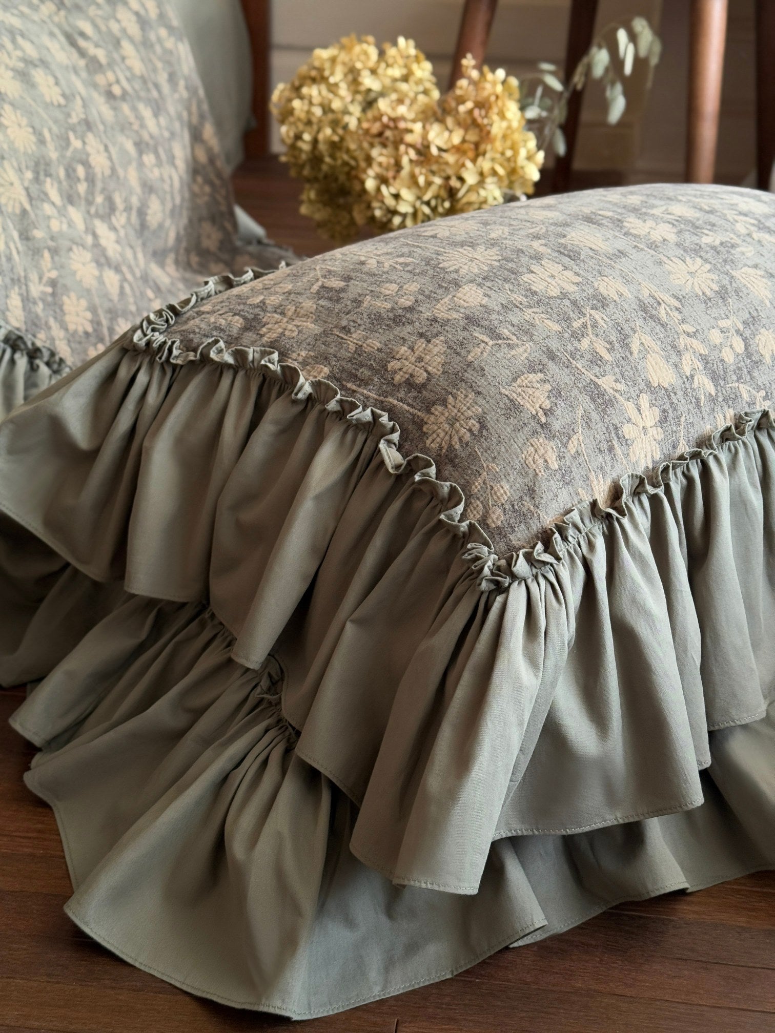 Sage Daisy Ruffle Cotton Jacquard Comforter original reference image 10