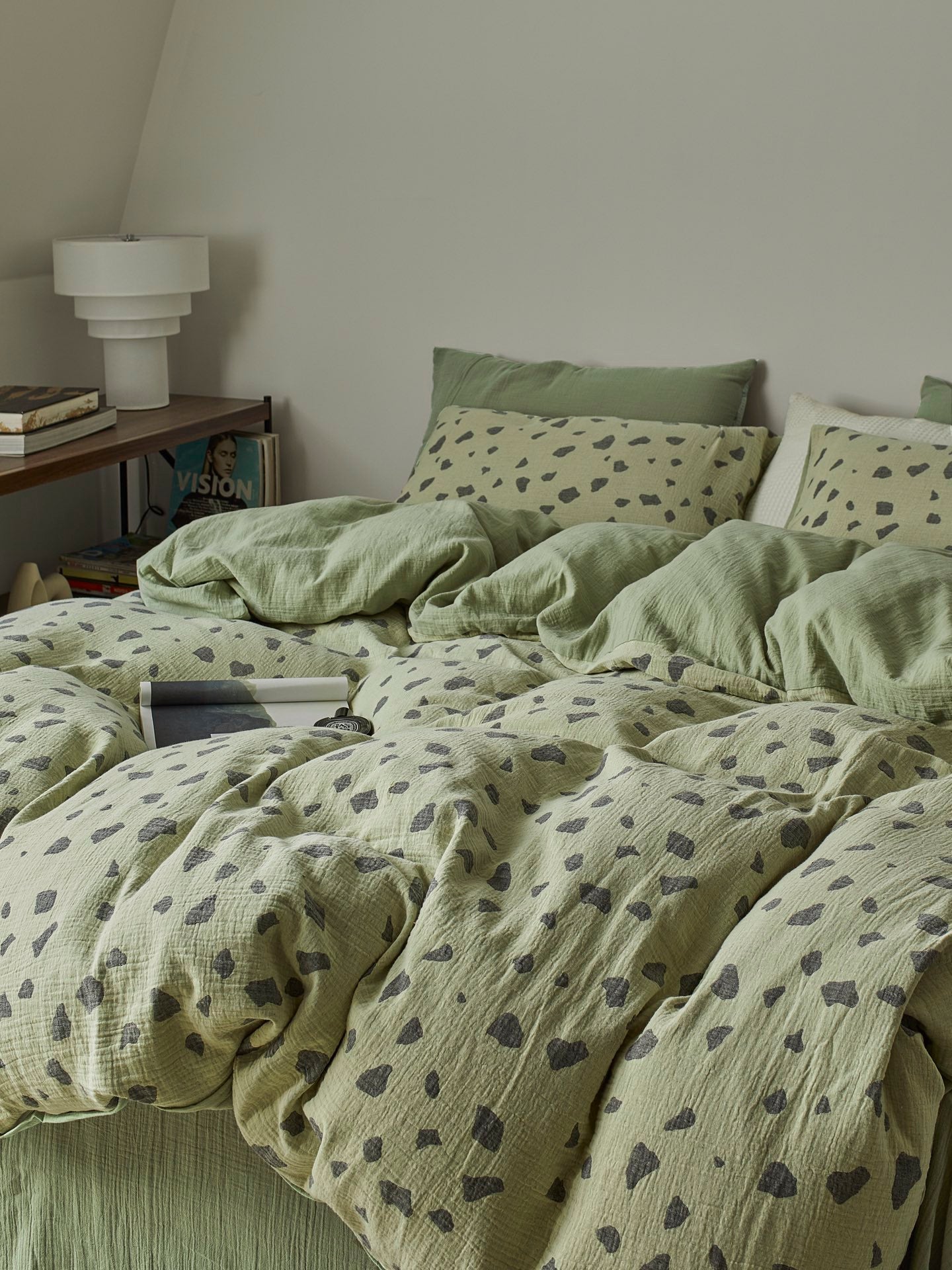 Sage Pebble Cotton Muslin Comforter original reference image 4