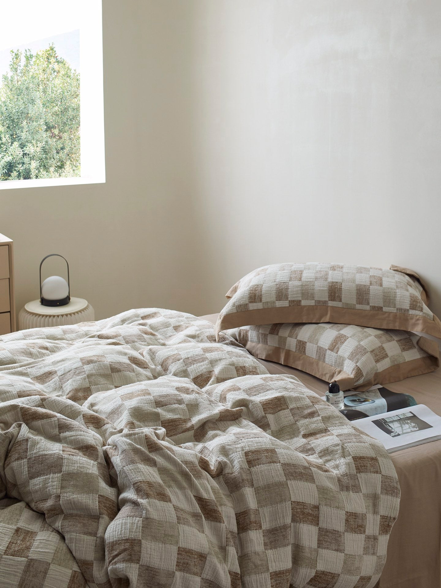 Stone Loft Check Cotton Jacquard Comforter original reference image 5