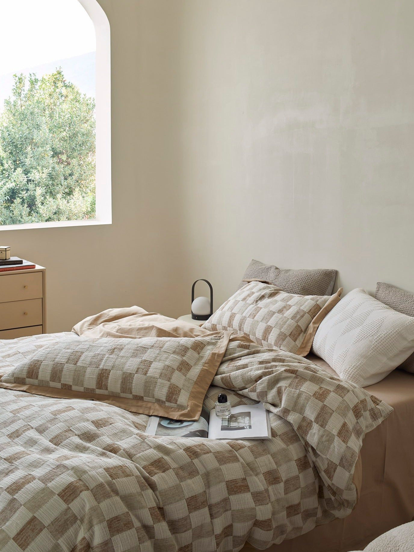 Stone Loft Check Cotton Jacquard Comforter original reference image 8
