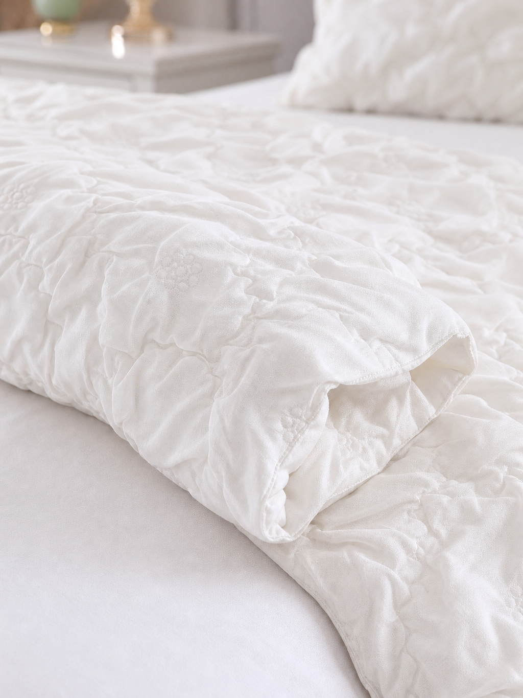 White 3D Floral Duvet Cover detail image